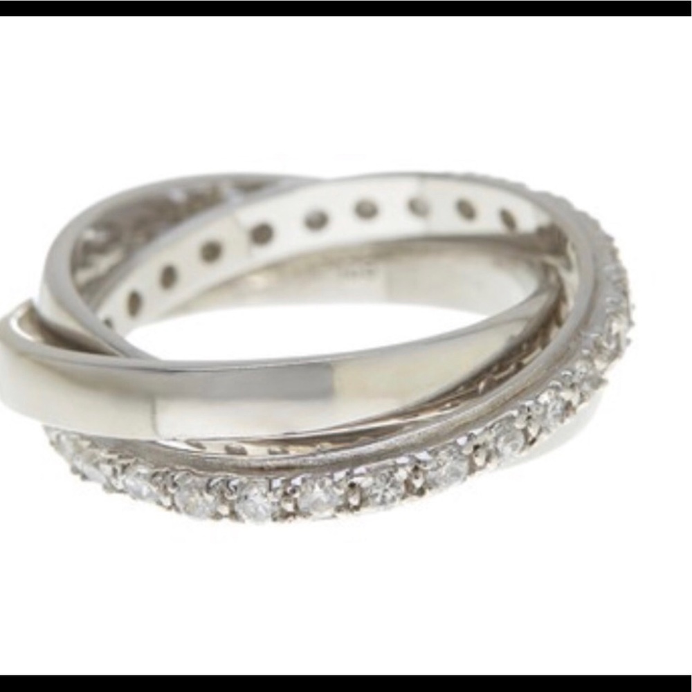 💯NWT STUNNING SS TRIPLE ROLL CZ RING SZ/8🛍🎄